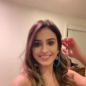 Meet your Posher, Paula